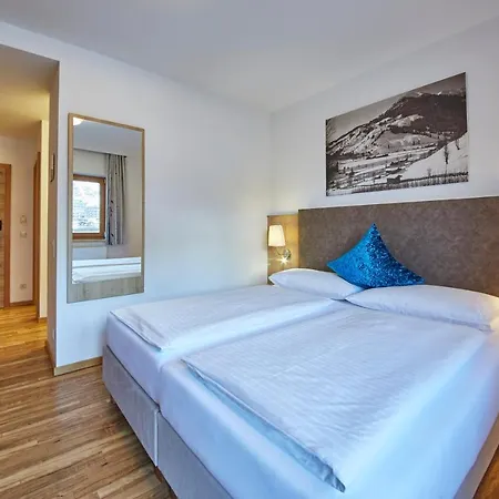 Johanneshof - Dein Mountain Wohlfuehlhotel 3*
