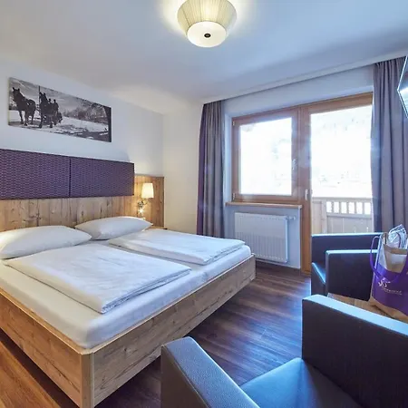 Johanneshof - Dein Mountain Wohlfuehlhotel Hotel Saalbach-Hinterglemm