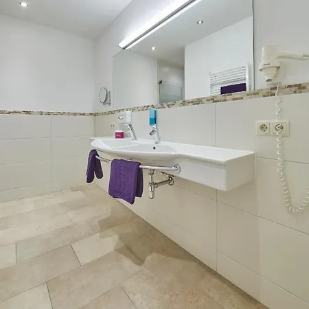 Johanneshof - Dein Mountain Wohlfuehlhotel 3* Σάαλμπαχ-Χίντεργκλεμ