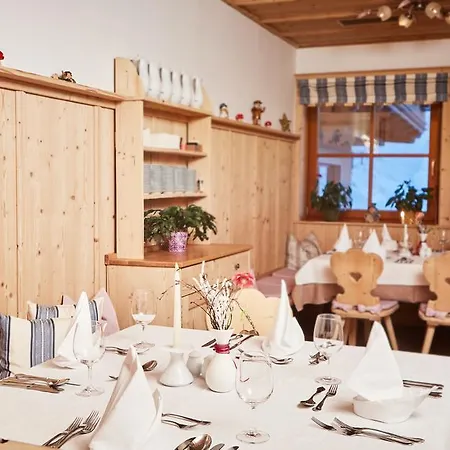 Ξενοδοχείο Johanneshof - Dein Mountain Wohlfuehlhotel 3*