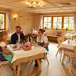 Hotel Johanneshof - Dein Mountain Wohlfuehlhotel Saalbach-Hinterglemm