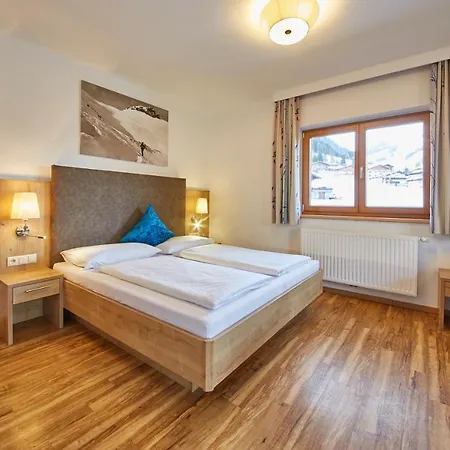 Johanneshof - Dein Mountain Wohlfuehlhotel Saalbach-Hinterglemm
