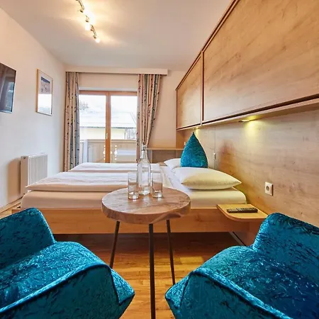 Otel Johanneshof - Dein Mountain Wohlfuehlhotel 3*