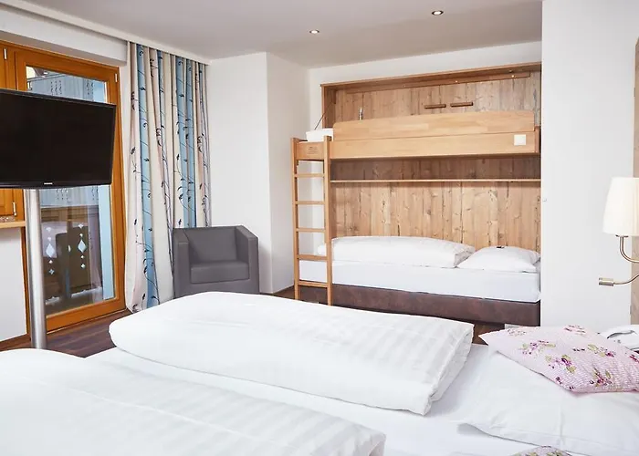 Johanneshof - Dein Mountain Wohlfuehlhotel 3*